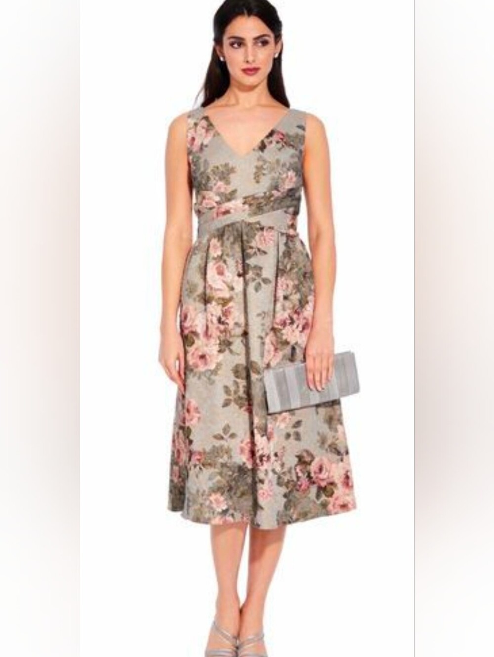 Party dress with sage green floral print and gold details – Adrianna Papell.